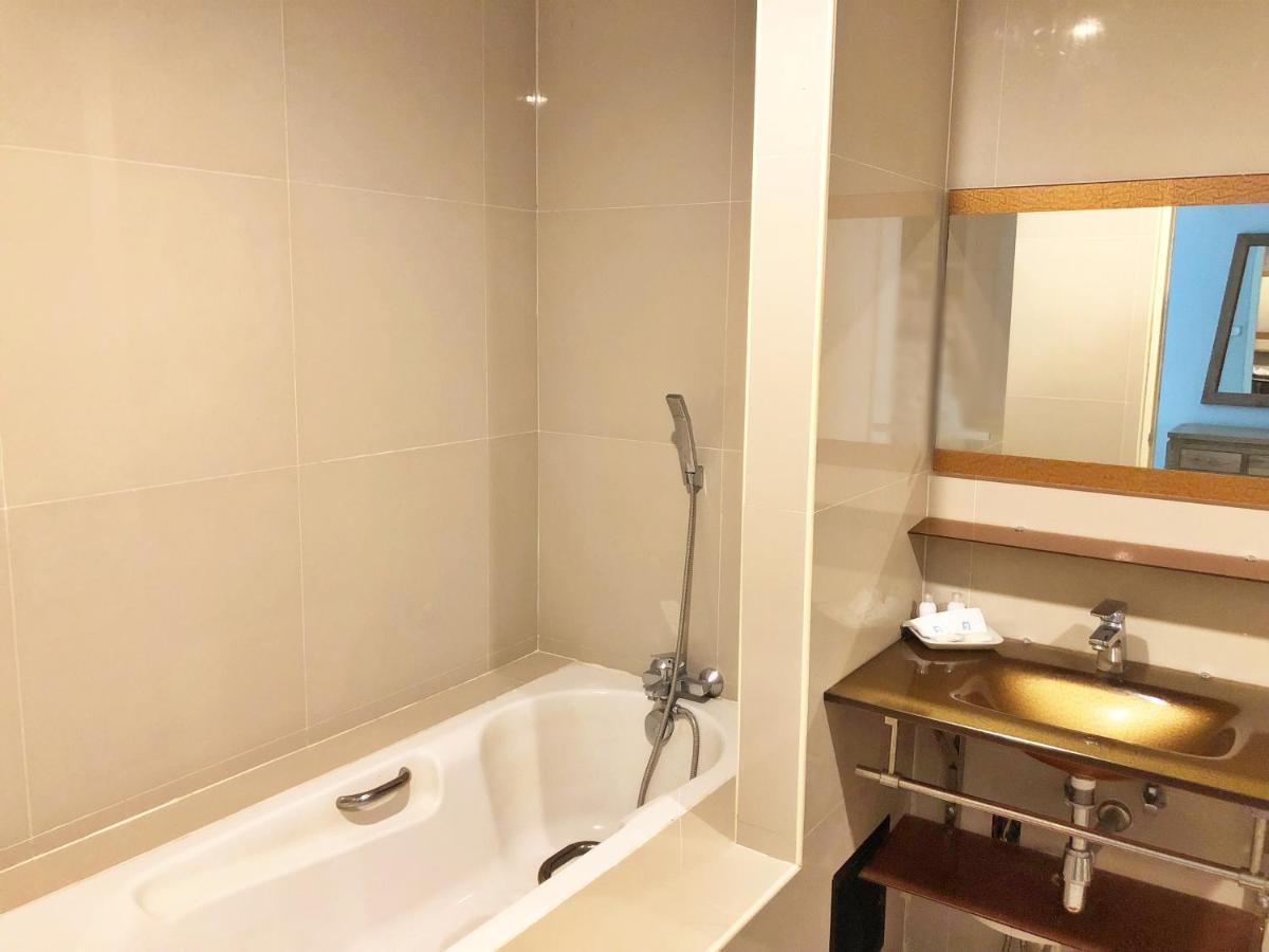 Assasa Huahin Hotell Exteriör bild